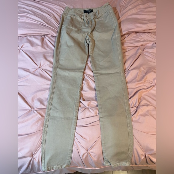 High Rise Skinny Leg Khaki RW&Co Woman's Pants (Small) - Picture 2 of 3